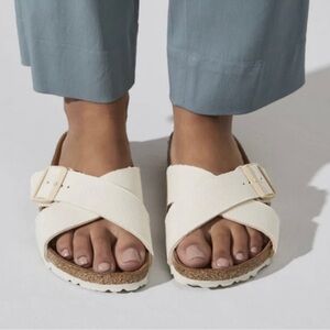 Birkenstock Cream Sandals
